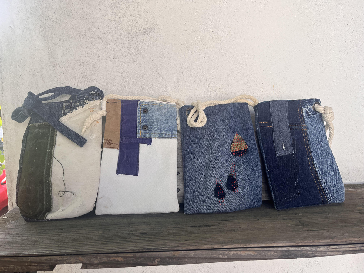 ツクルヒトタチ博in京都市京セラ美術館2026 EGGNWORKS  beebird ミニミニポーチ